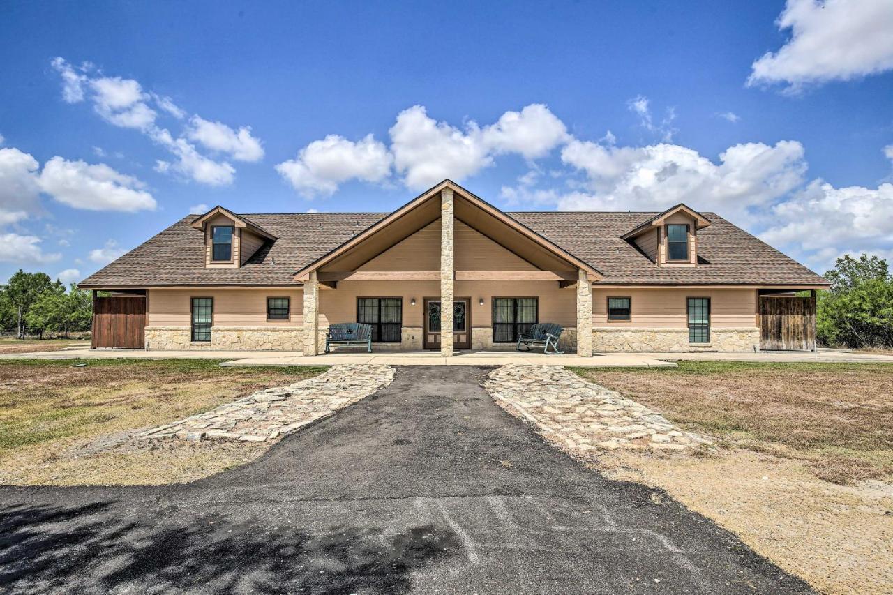 Luxury San Antonio Retreat 110-Acre Private Ranch Βίλα Εξωτερικό φωτογραφία